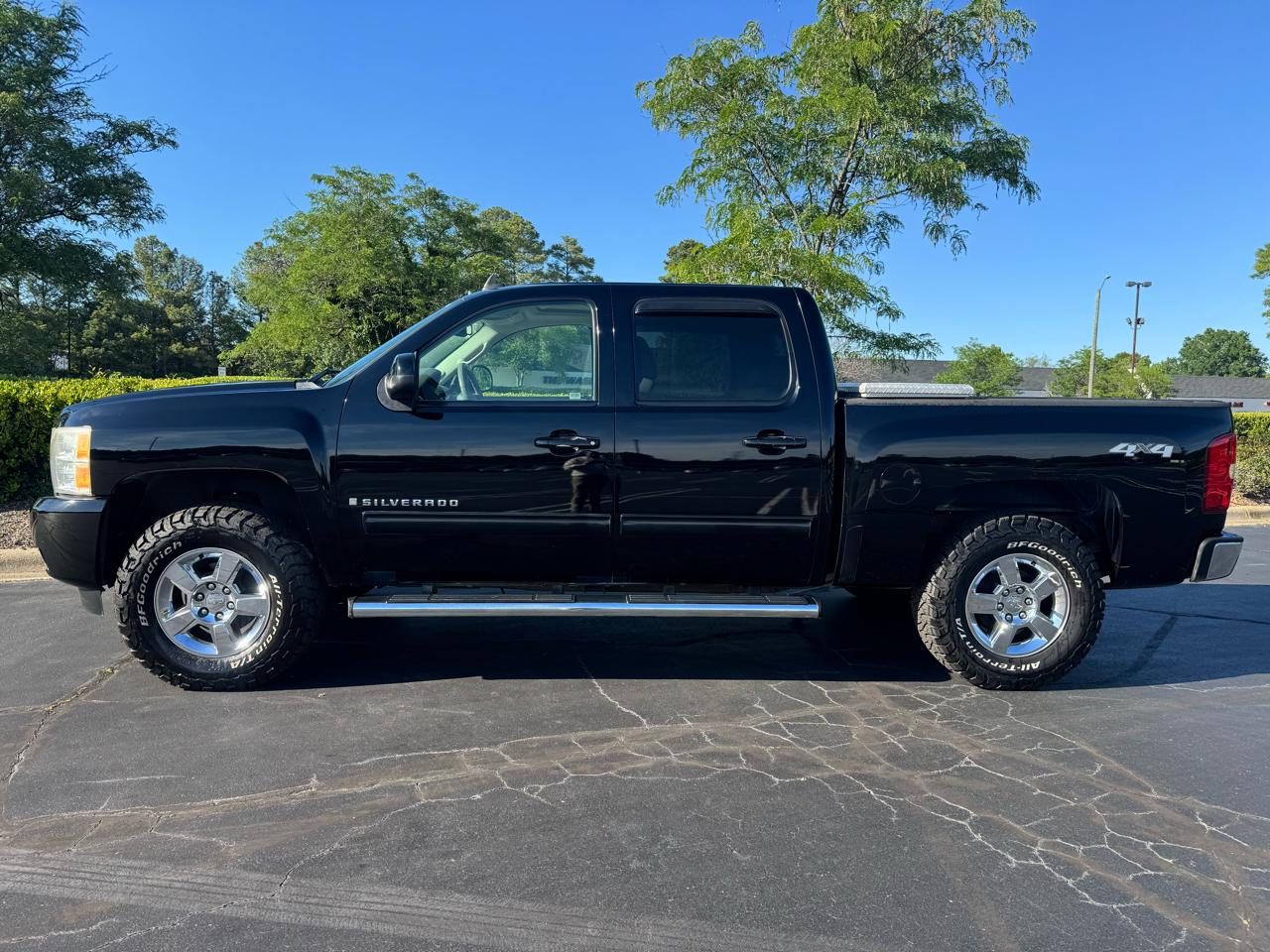 Chevrolet Silverado 1500 4WD Crew Cab 143.5" LTZ 2009