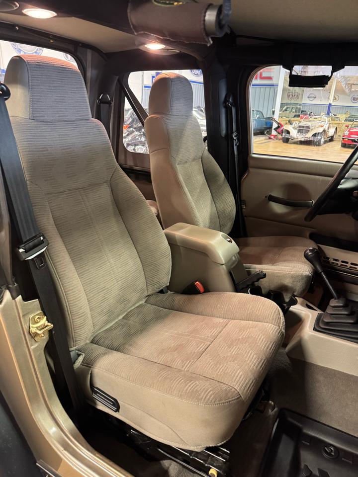 Jeep Wrangler 2dr Rubicon 2004