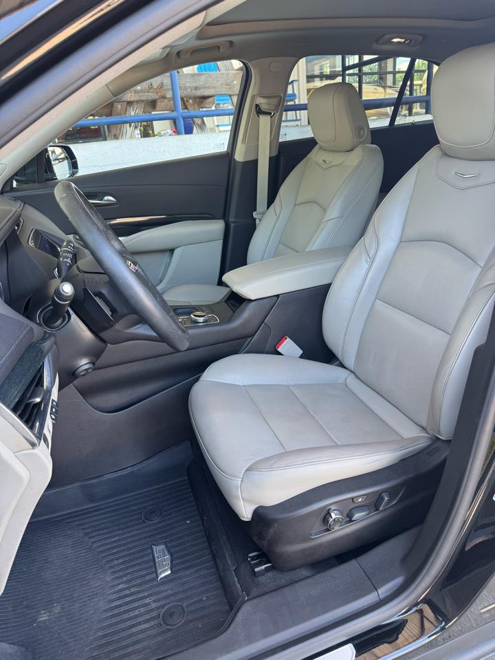 Cadillac XT4 AWD 4dr Premium Luxury 2019