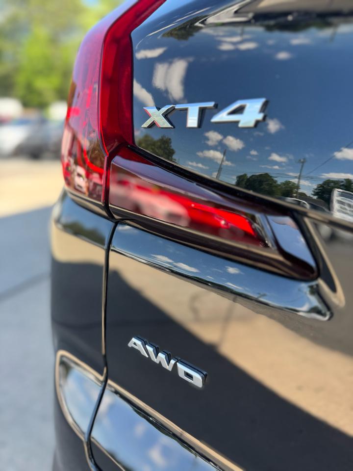 Cadillac XT4 AWD 4dr Premium Luxury 2019