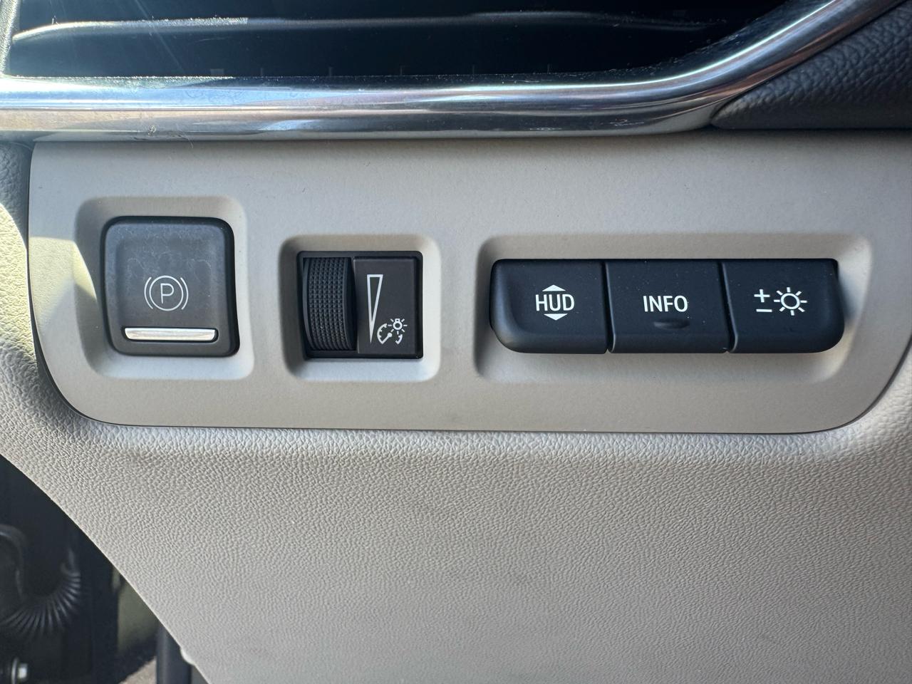 Cadillac XT4 AWD 4dr Premium Luxury 2019