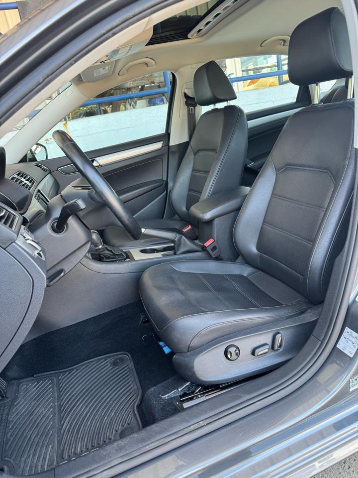 Volkswagen Passat 2.0T Wolfsburg Edition Auto 2019
