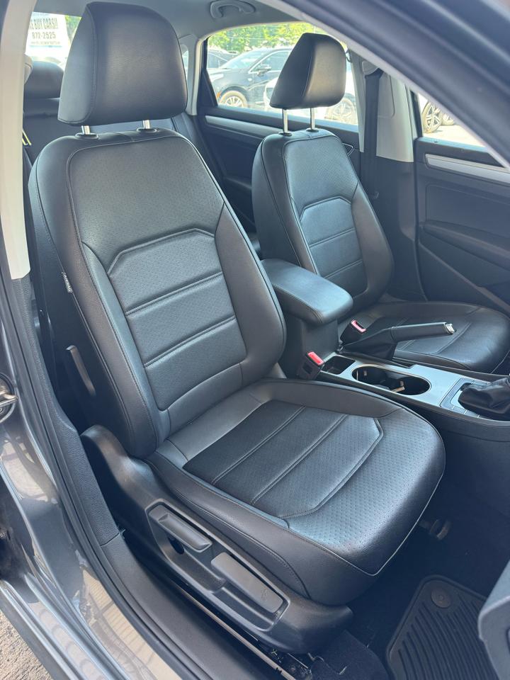 Volkswagen Passat 2.0T Wolfsburg Edition Auto 2019
