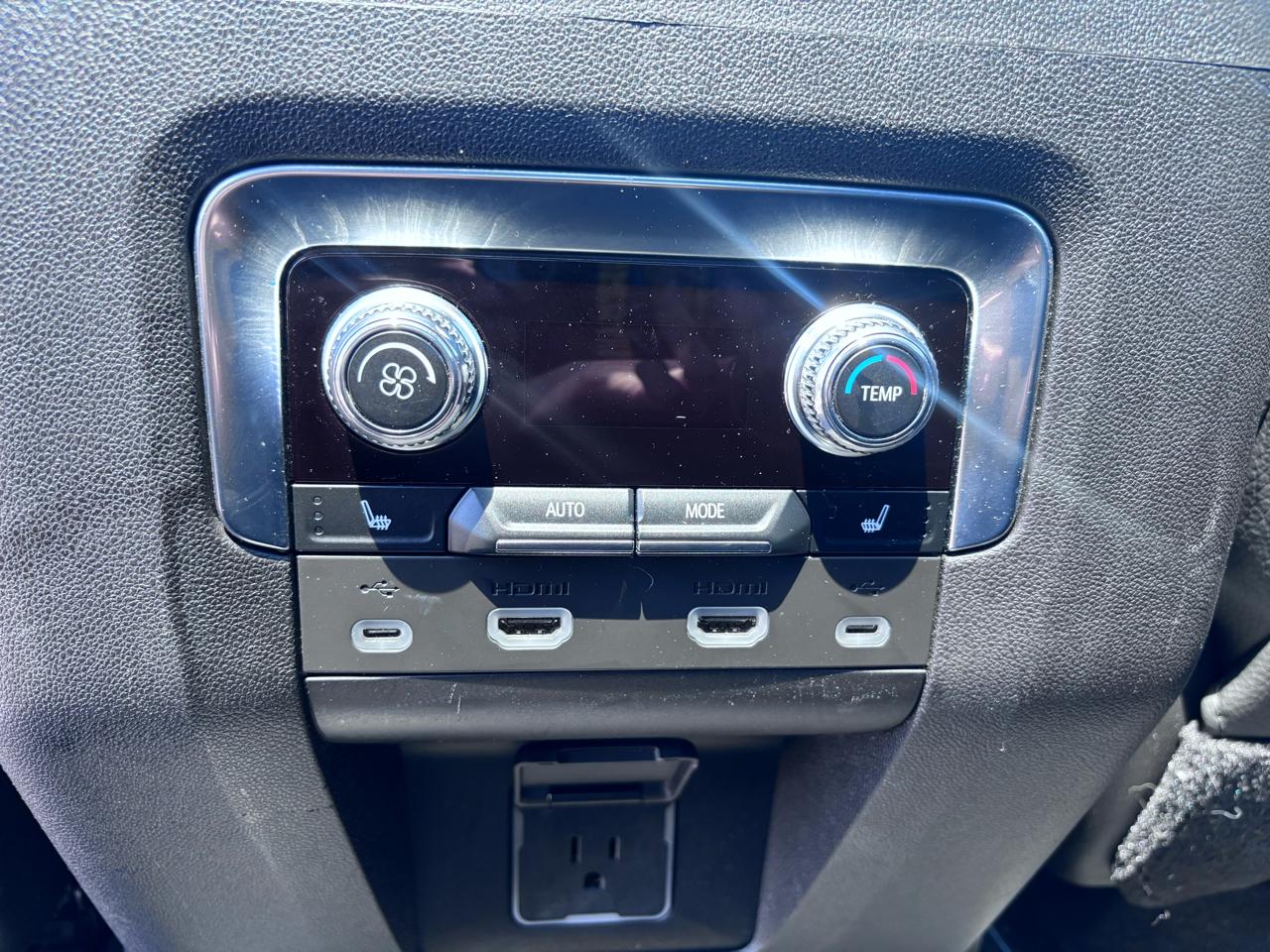 GMC Yukon 4WD 4dr Denali 2021