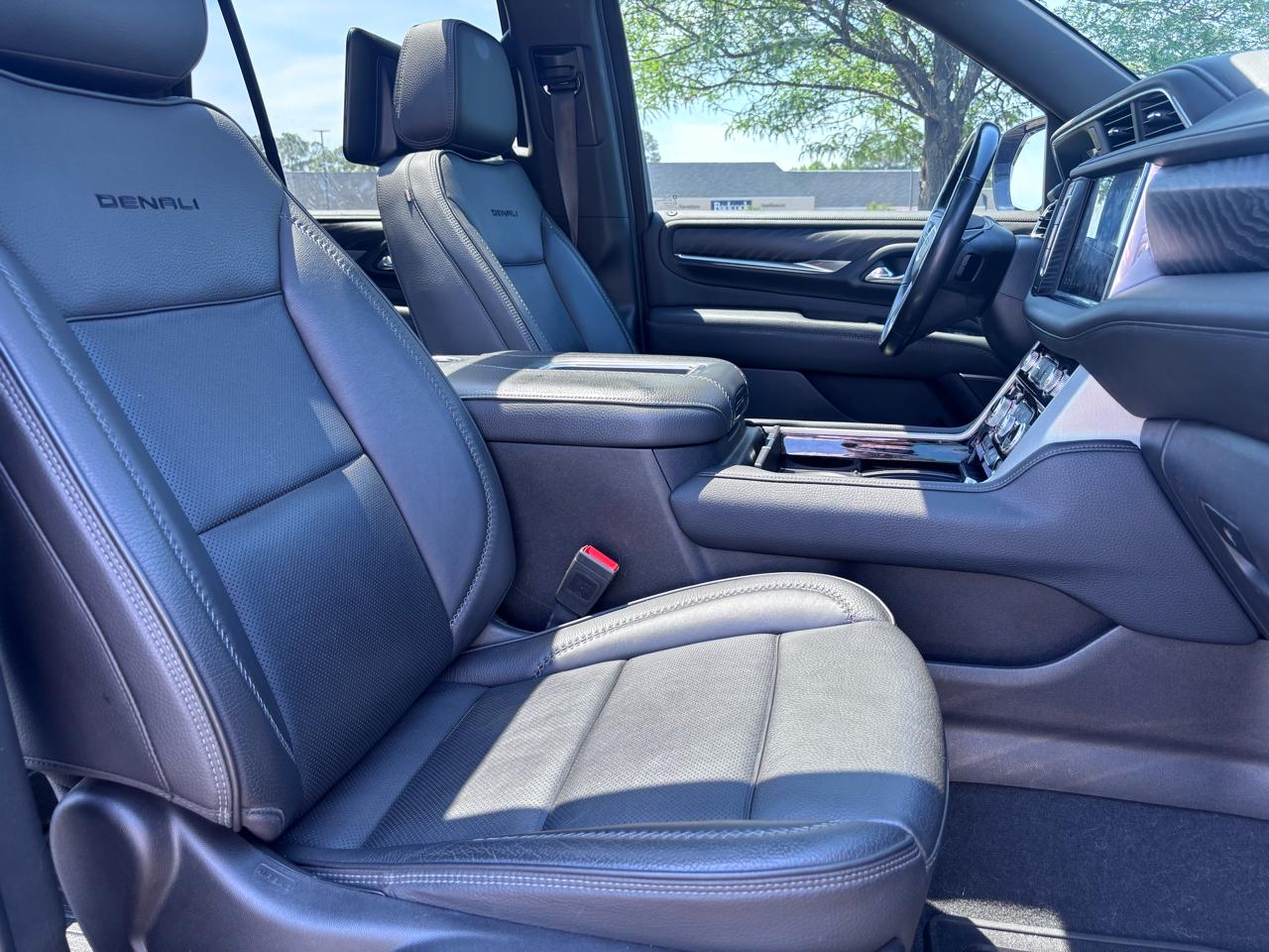 GMC Yukon 4WD 4dr Denali 2021