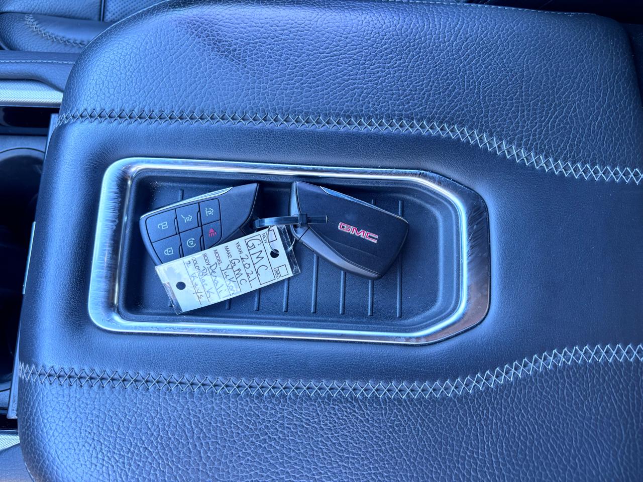 GMC Yukon 4WD 4dr Denali 2021
