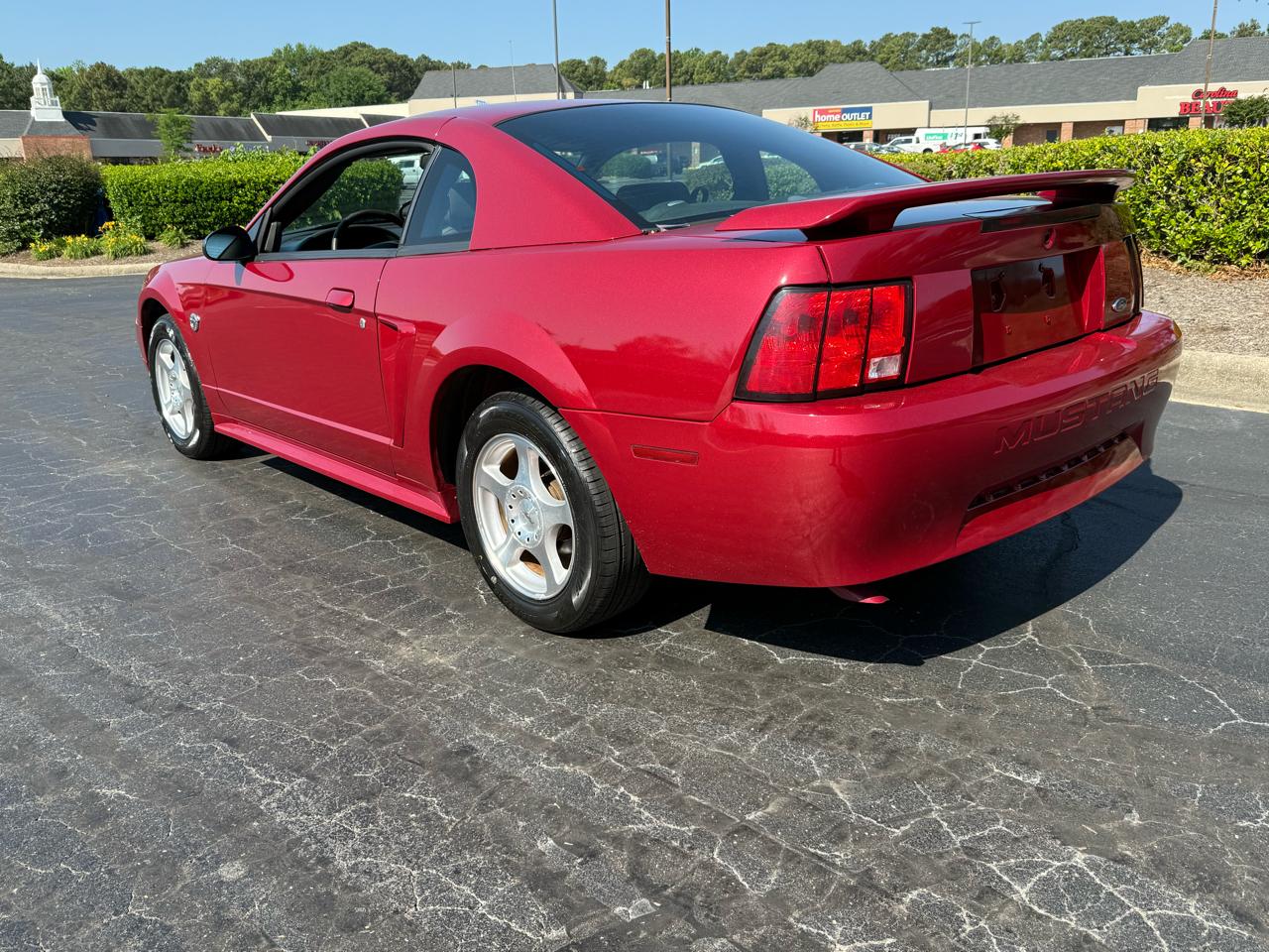 Ford Mustang 2dr Cpe Premium 2004