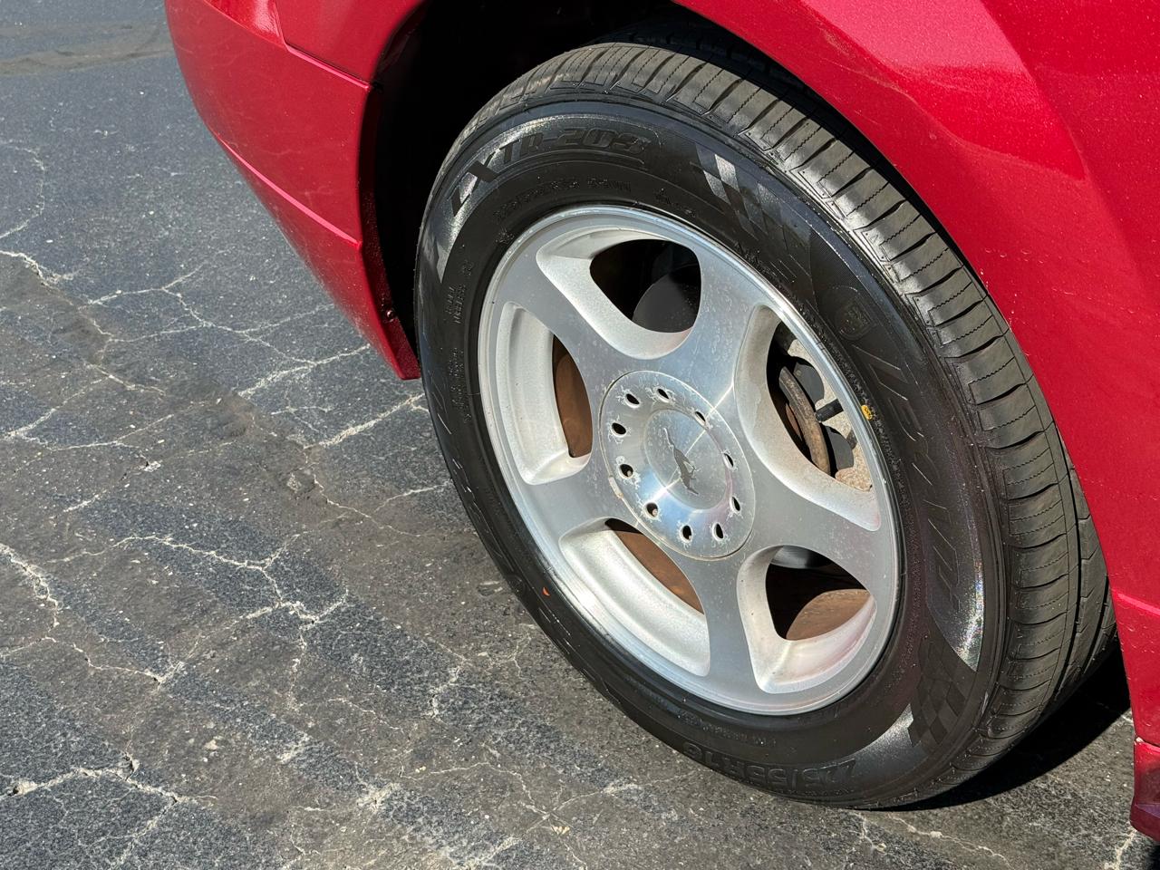Ford Mustang 2dr Cpe Premium 2004