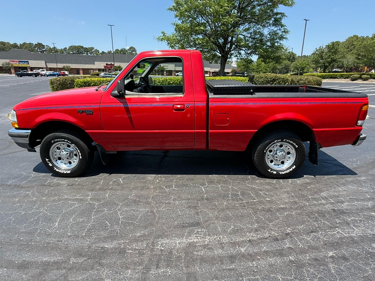 Ford Ranger Reg Cab 112" WB XLT 1998