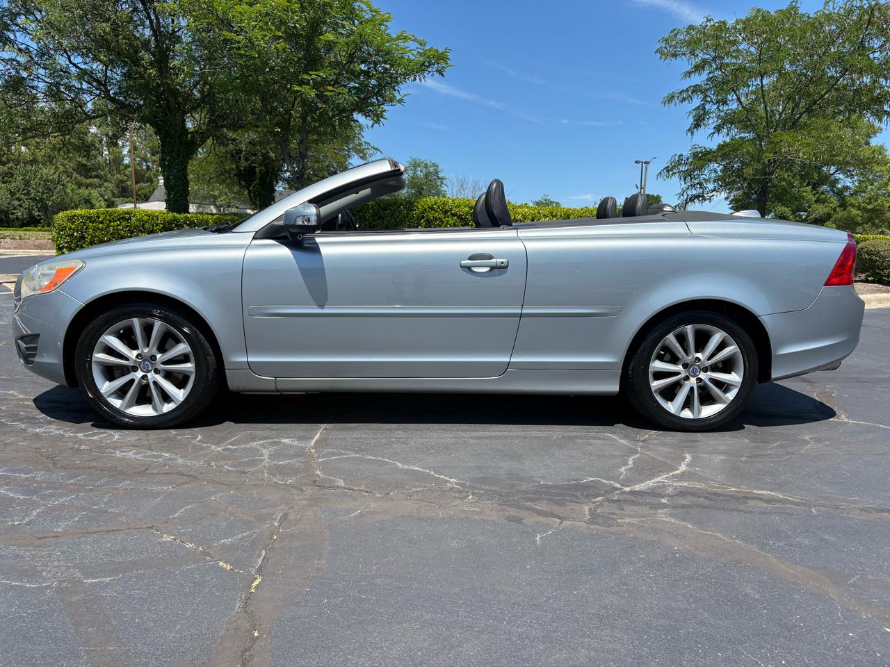 Volvo C70 2dr Conv Auto 2011