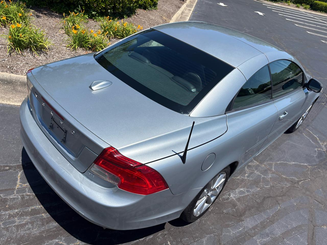 Volvo C70 2dr Conv Auto 2011