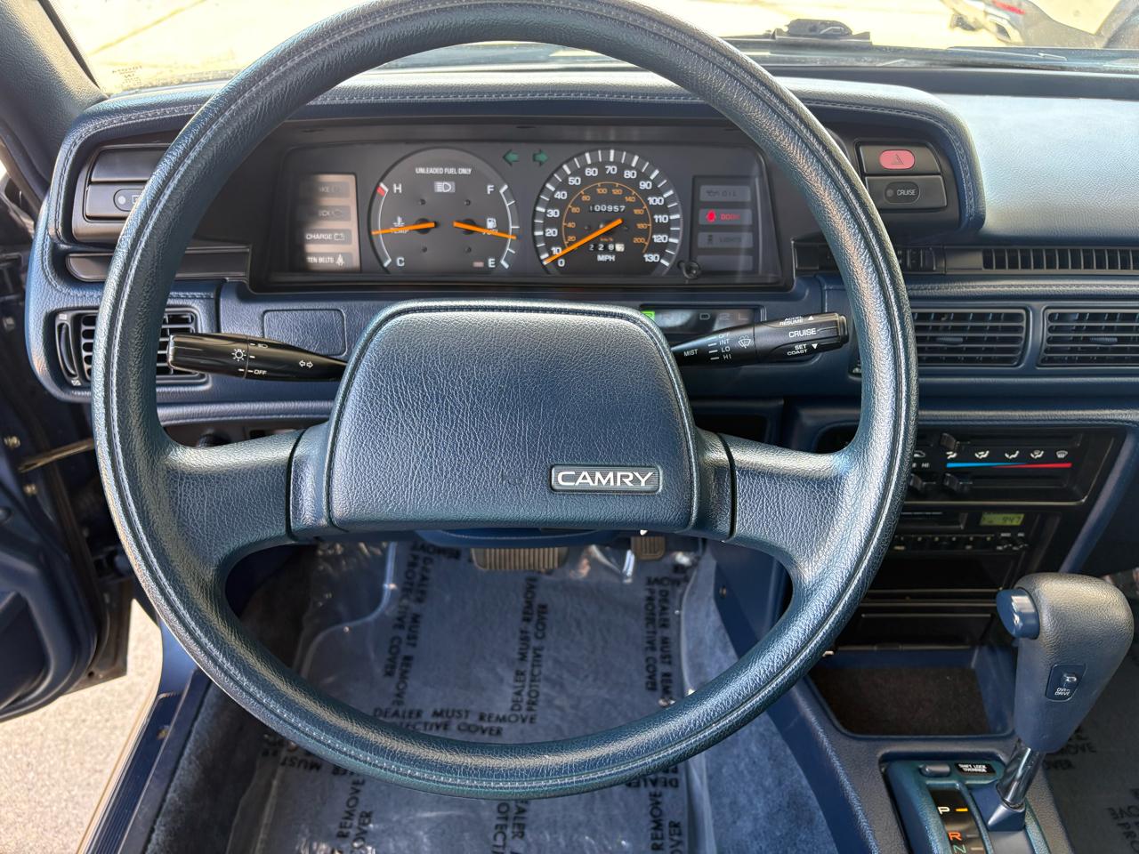 Toyota Camry 4dr Sedan DLX Auto 1991