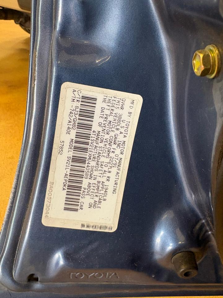 Toyota Camry 4dr Sedan DLX Auto 1991