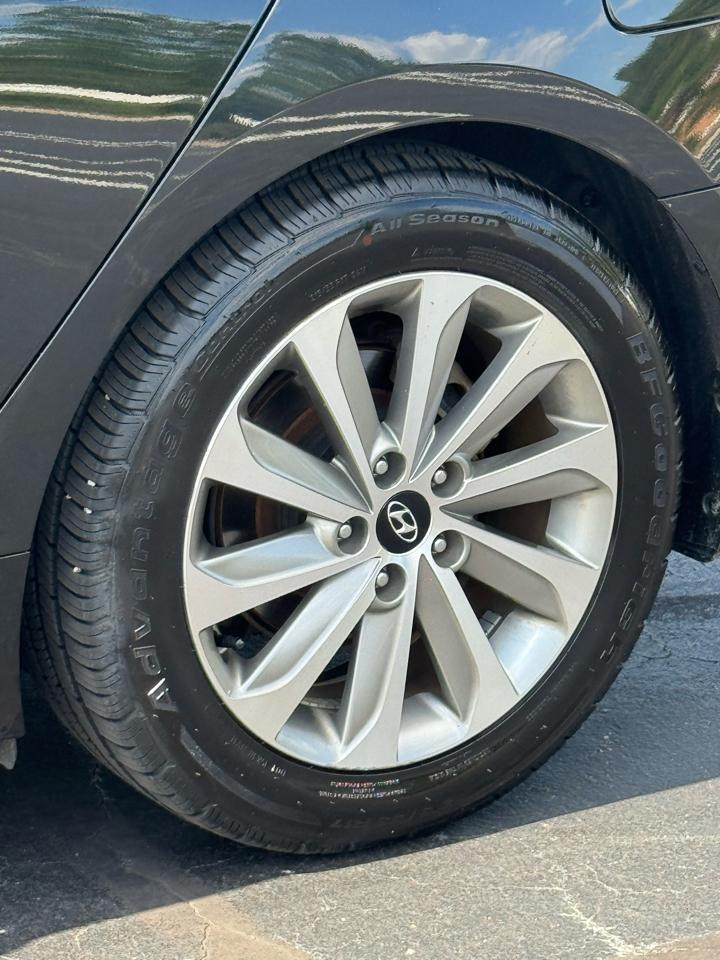Hyundai Sonata Sport 2.4L 2017