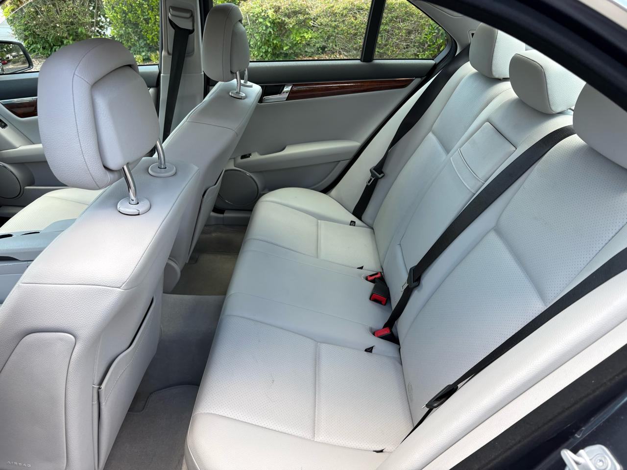 Mercedes-Benz C-Class 4dr Sdn C 300 Sport RWD 2010