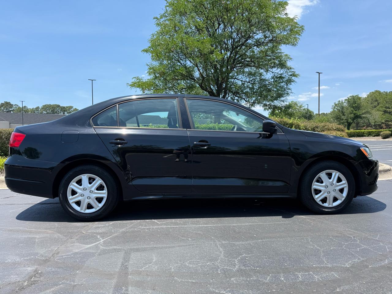Volkswagen Jetta Sedan 4dr Auto S 2014