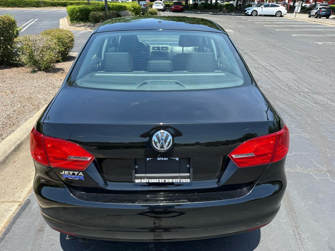 Volkswagen Jetta Sedan 4dr Auto S 2014