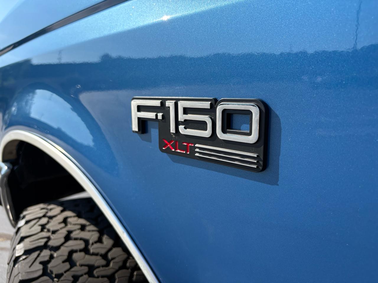 Ford F-150 Reg. Cab Short Bed 4WD 1992