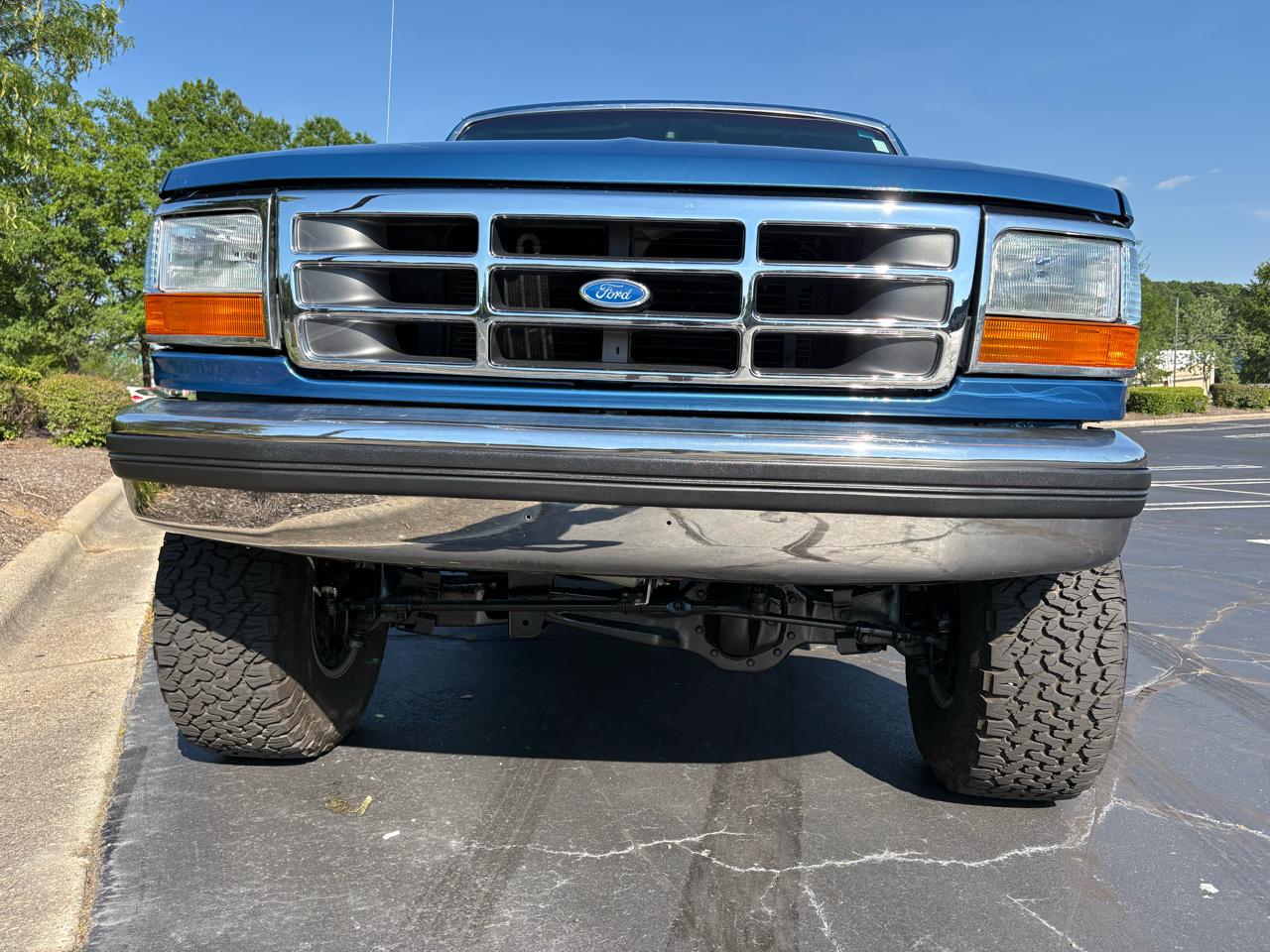 Ford F-150 Reg. Cab Short Bed 4WD 1992