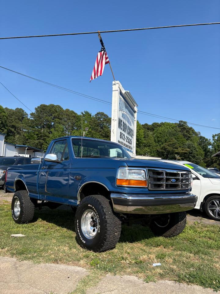 Ford F-150 Reg. Cab Short Bed 4WD 1992