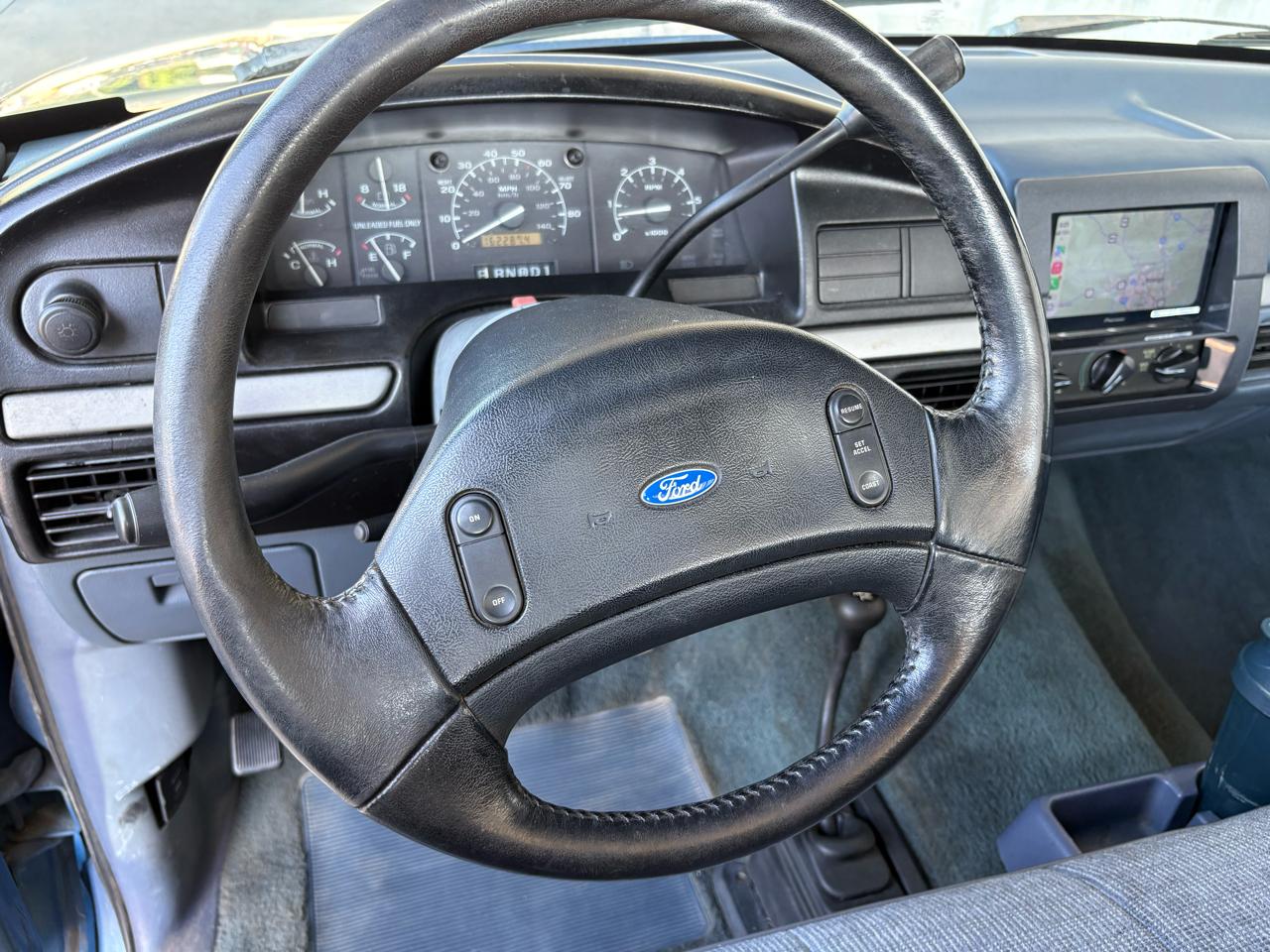 Ford F-150 Reg. Cab Short Bed 4WD 1992