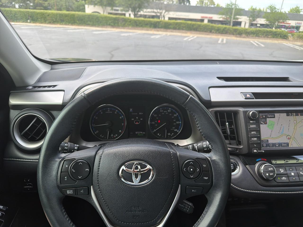 Toyota RAV4 FWD 4dr Limited (Natl) 2016