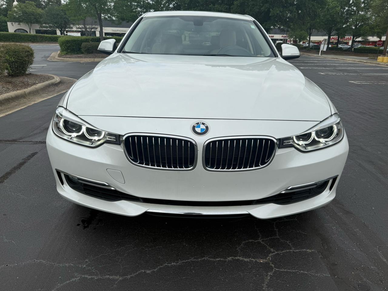 BMW 3 Series 4dr Sdn 335i RWD 2014