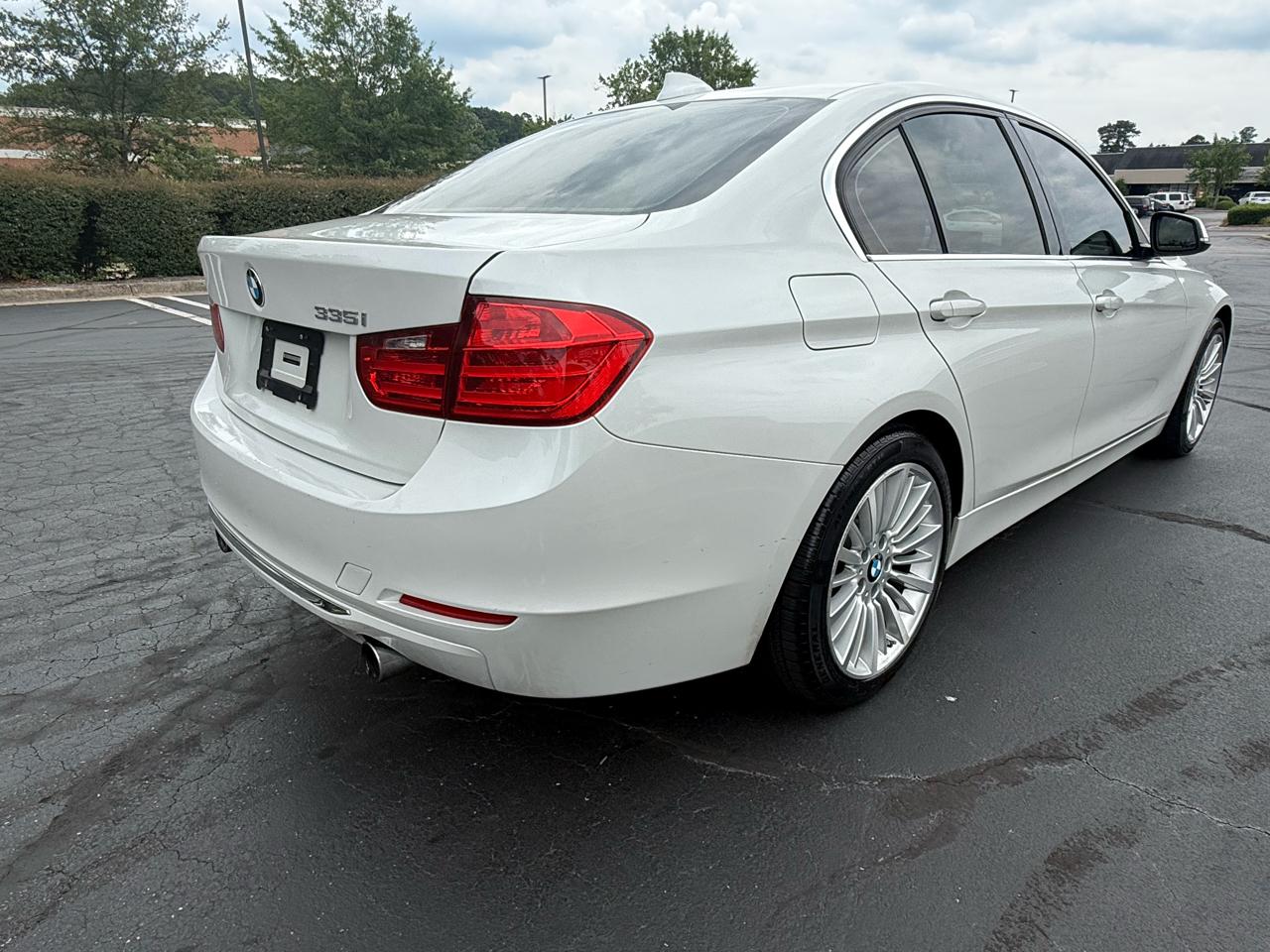 BMW 3 Series 4dr Sdn 335i RWD 2014