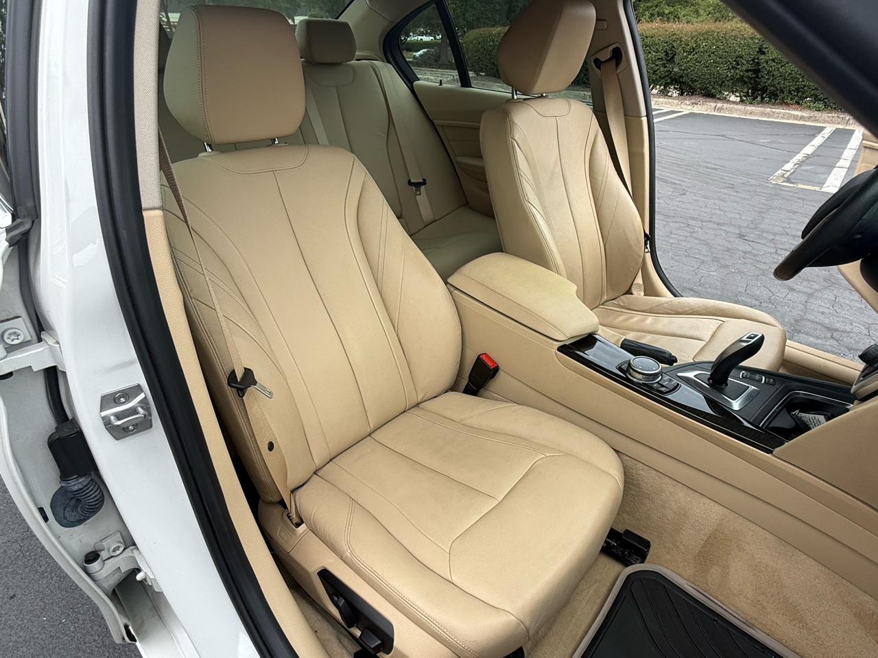 BMW 3 Series 4dr Sdn 335i RWD 2014