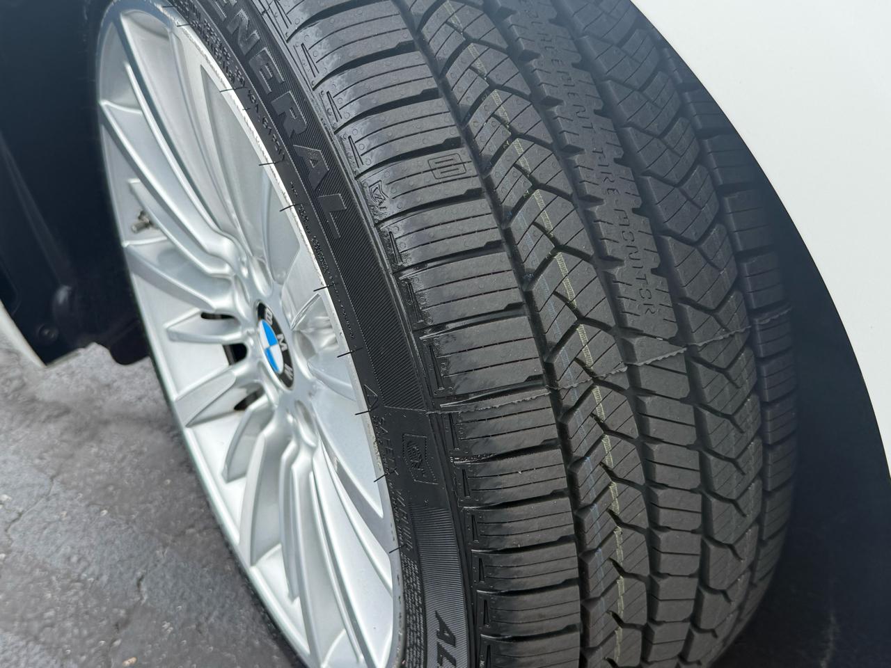 BMW 3 Series 4dr Sdn 335i RWD 2014