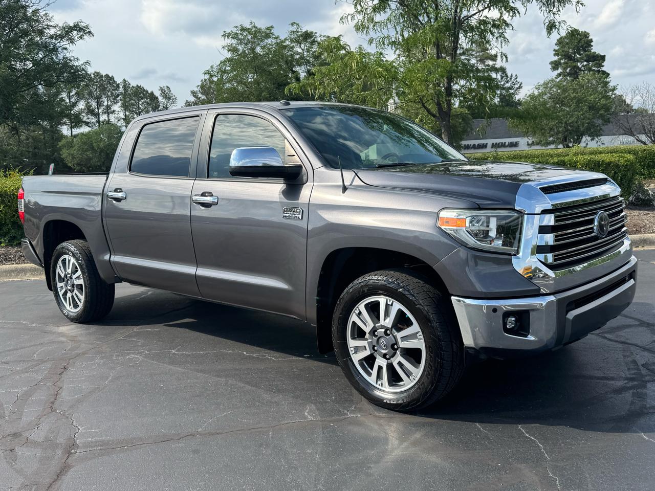Toyota Tundra 4WD 1794 Edition CrewMax 5.5' Bed 5.7L FFV (Natl) 2018
