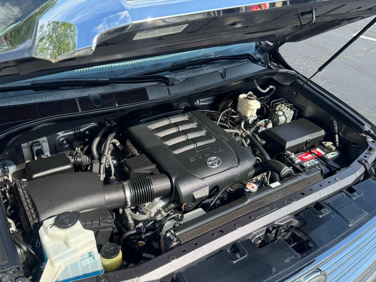 Toyota Tundra 4WD 1794 Edition CrewMax 5.5' Bed 5.7L FFV (Natl) 2018
