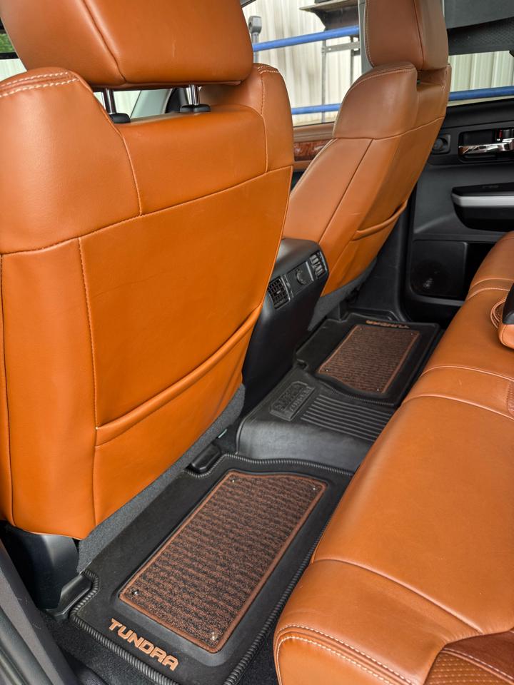 Toyota Tundra 4WD 1794 Edition CrewMax 5.5' Bed 5.7L FFV (Natl) 2018