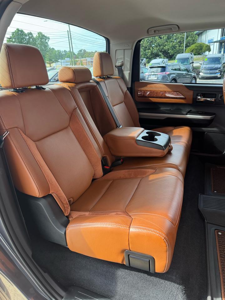 Toyota Tundra 4WD 1794 Edition CrewMax 5.5' Bed 5.7L FFV (Natl) 2018