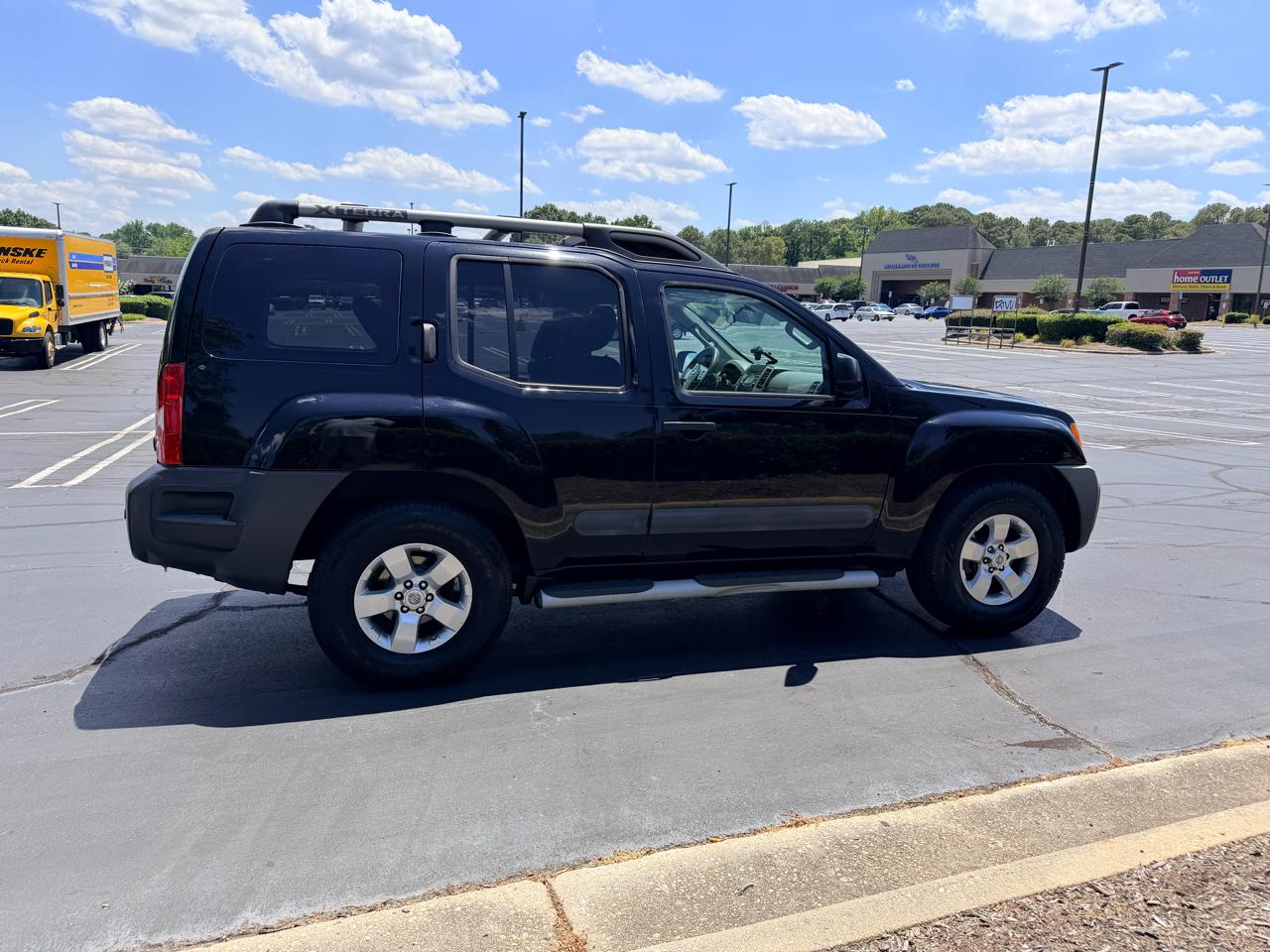 Nissan Xterra 2WD 4dr Auto S 2013