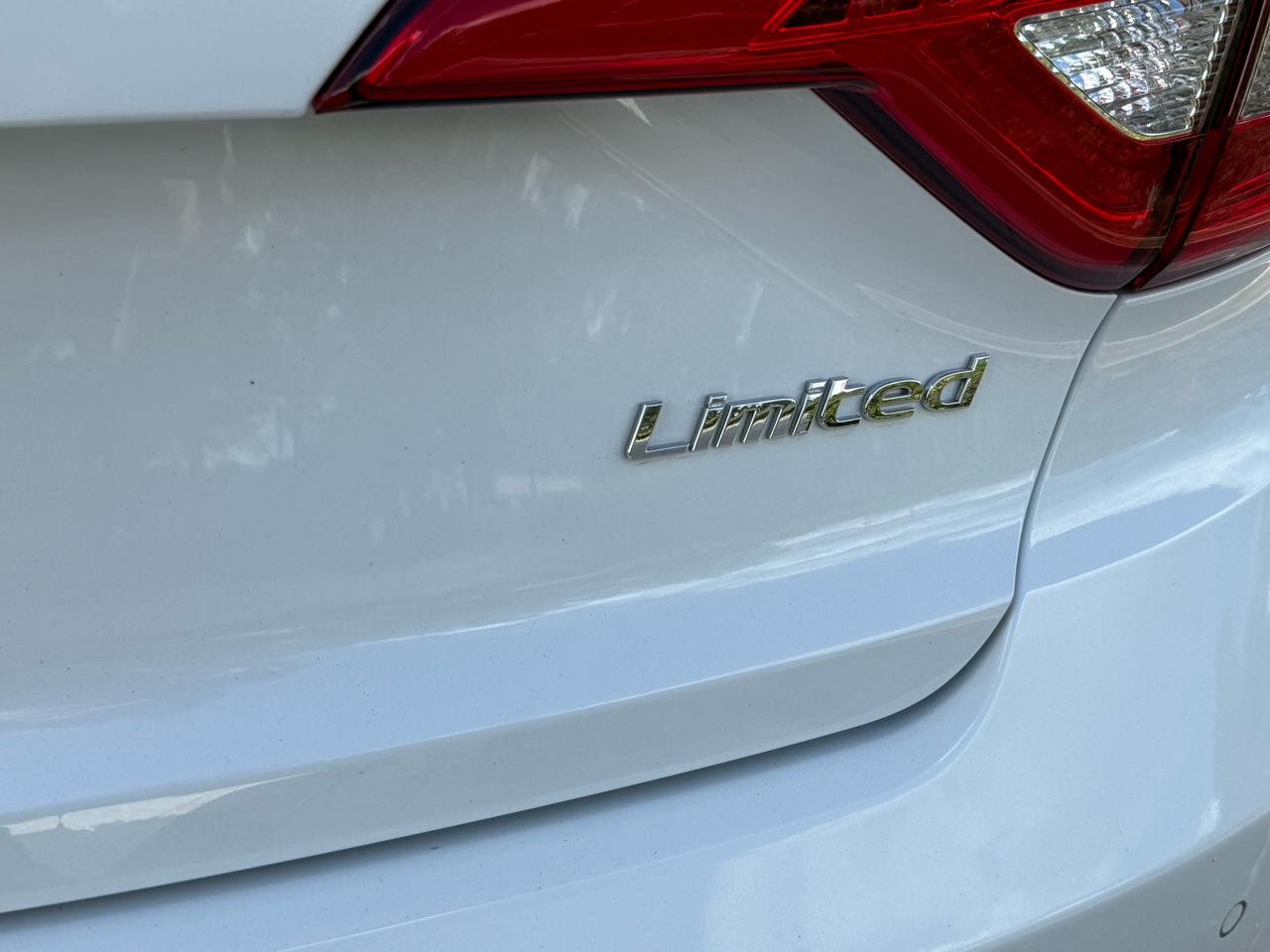 Hyundai Sonata Limited 2.4L 2017