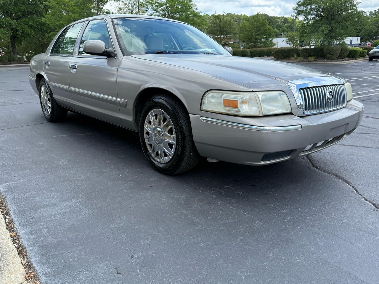 Mercury Grand Marquis 4dr Sdn GS 2008