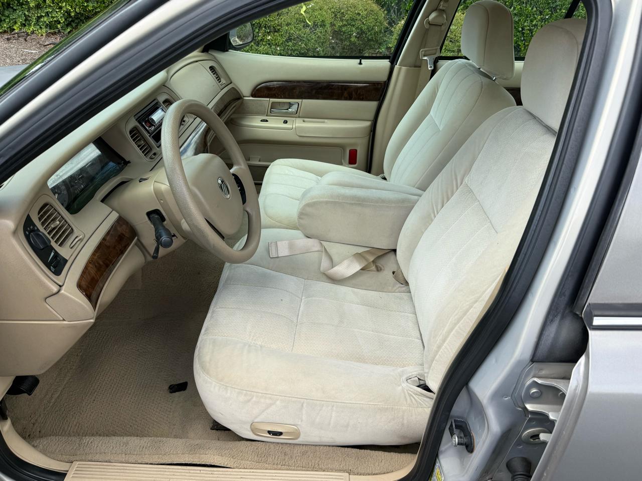 Mercury Grand Marquis 4dr Sdn GS 2008