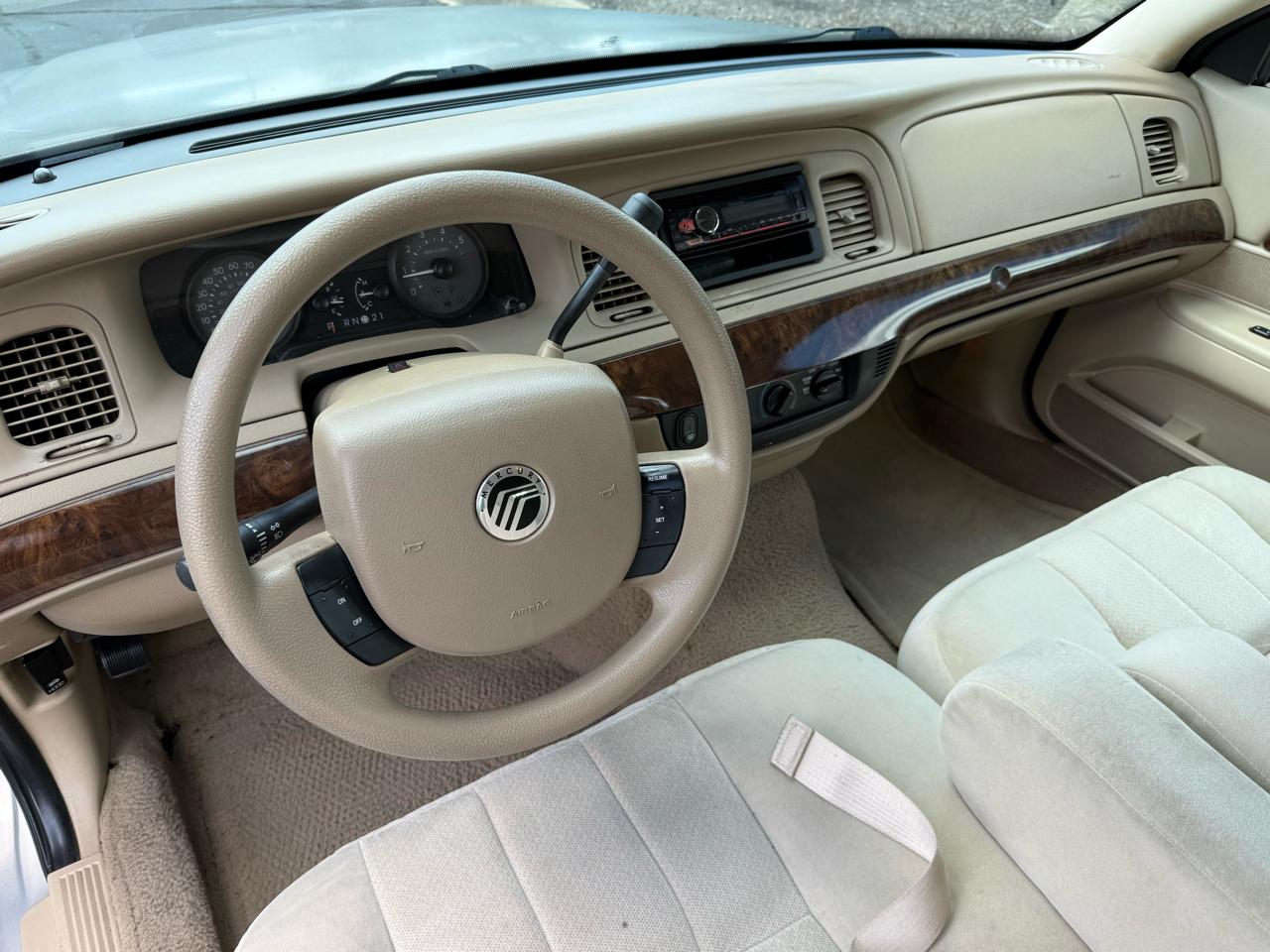 Mercury Grand Marquis 4dr Sdn GS 2008