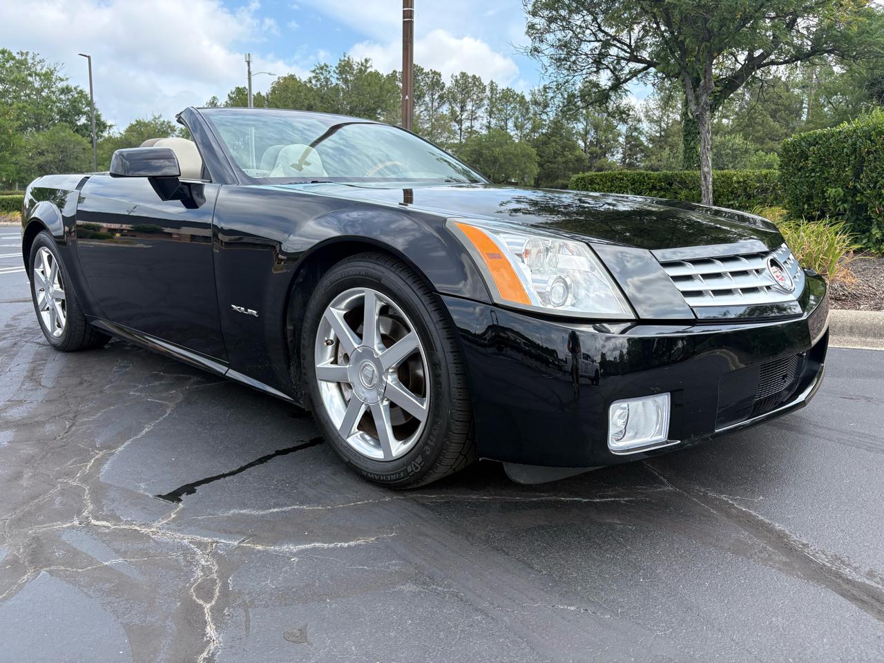 Cadillac XLR 2dr Convertible 2005