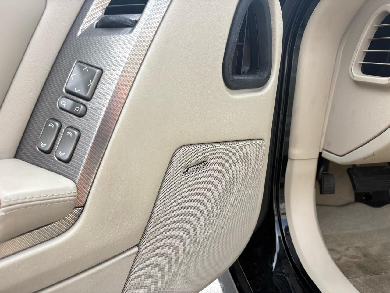 Cadillac XLR 2dr Convertible 2005