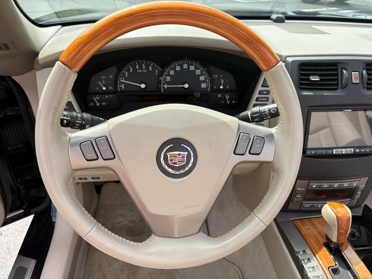 Cadillac XLR 2dr Convertible 2005
