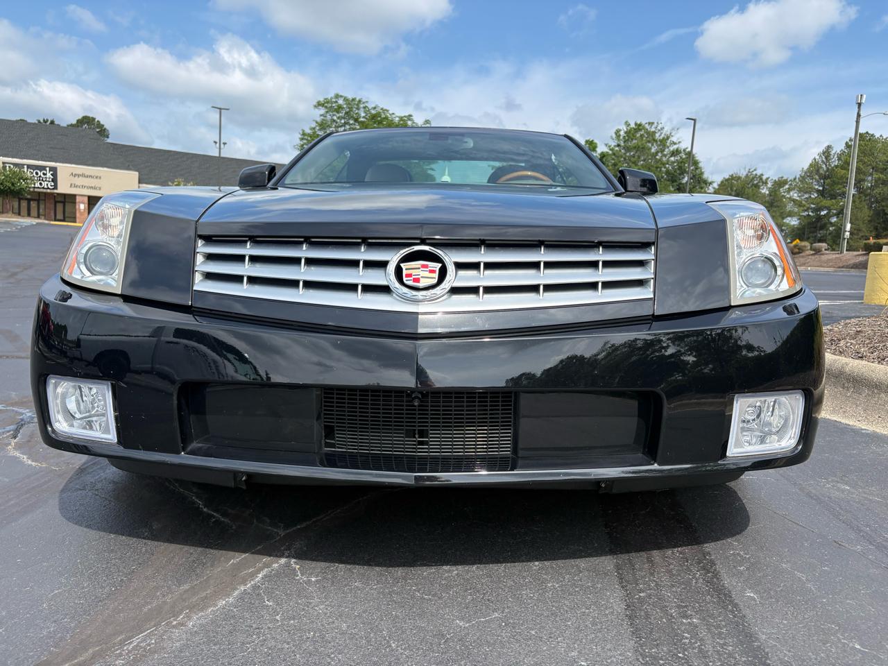 Cadillac XLR 2dr Convertible 2005