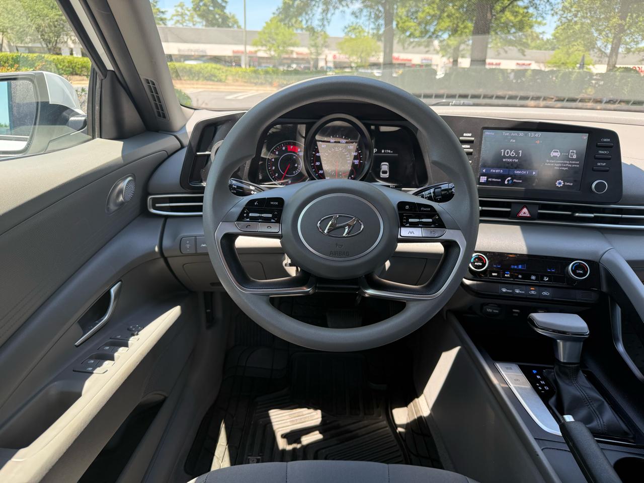 Hyundai Elantra SEL IVT 2022