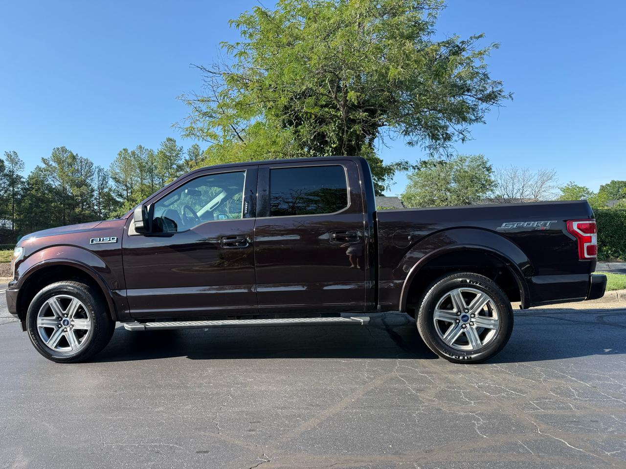 Ford F-150 4WD SuperCrew 139" XLT 2019