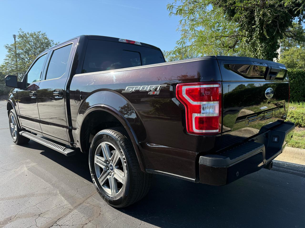 Ford F-150 4WD SuperCrew 139" XLT 2019