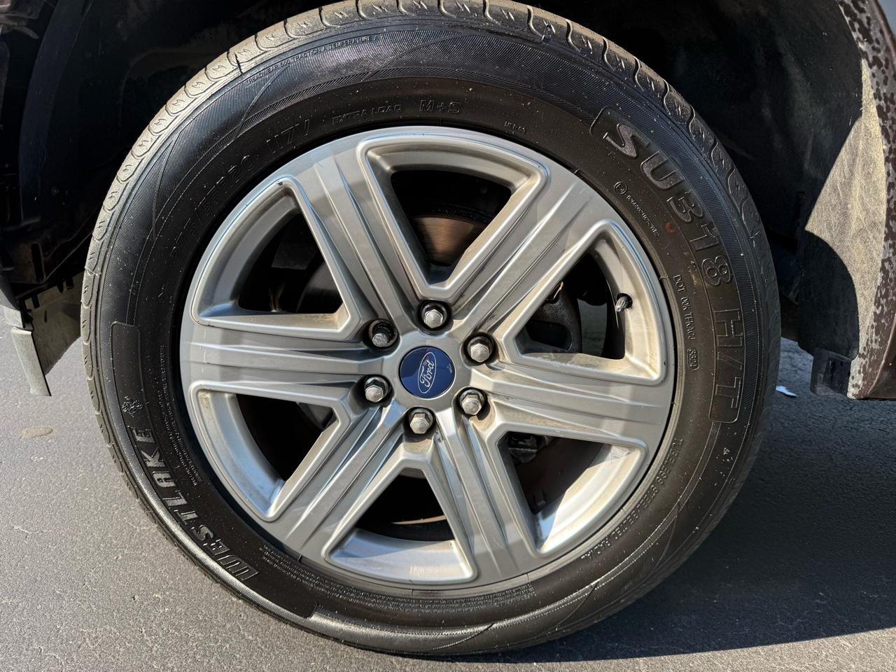 Ford F-150 4WD SuperCrew 139" XLT 2019