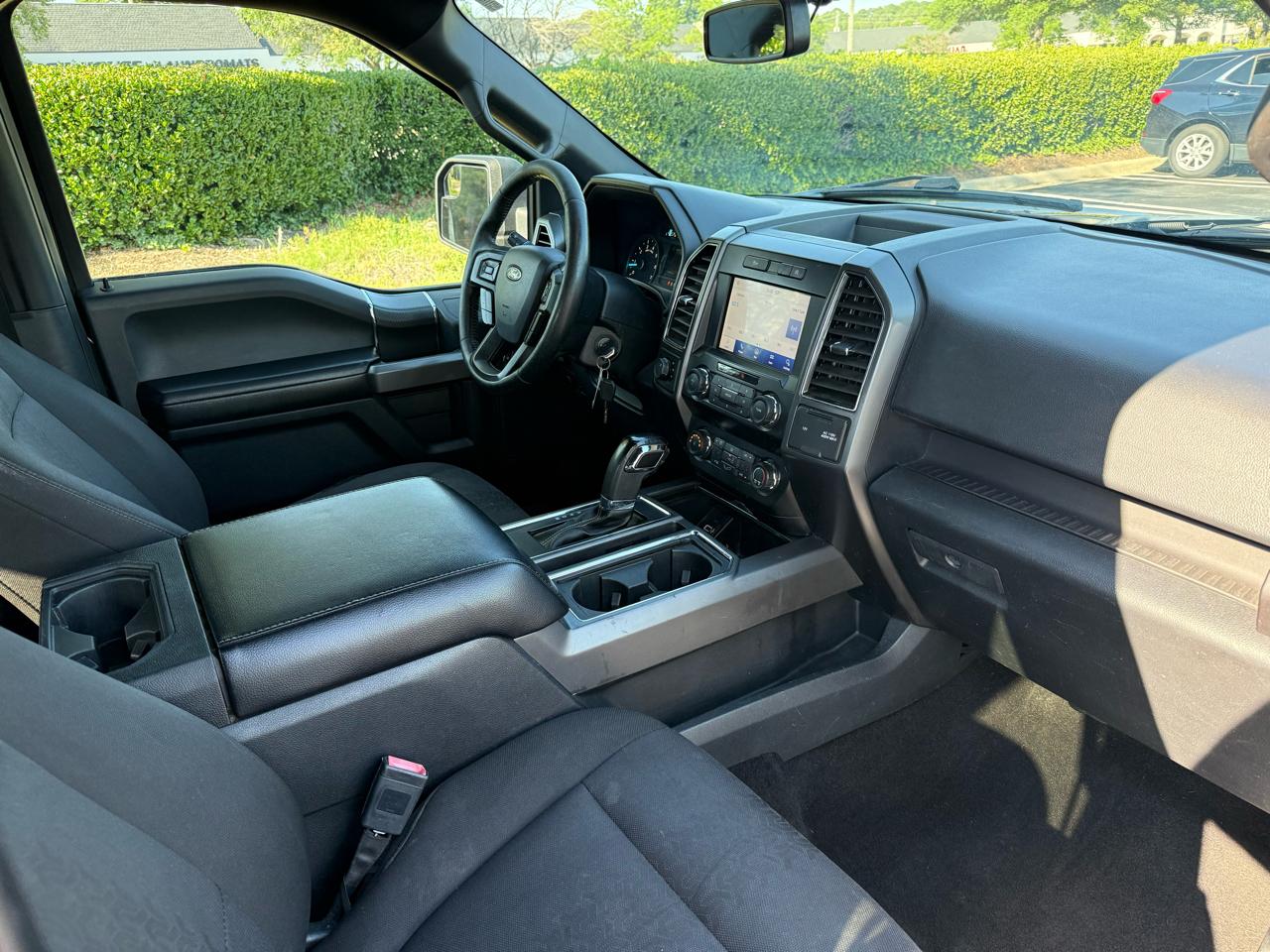 Ford F-150 4WD SuperCrew 139" XLT 2019