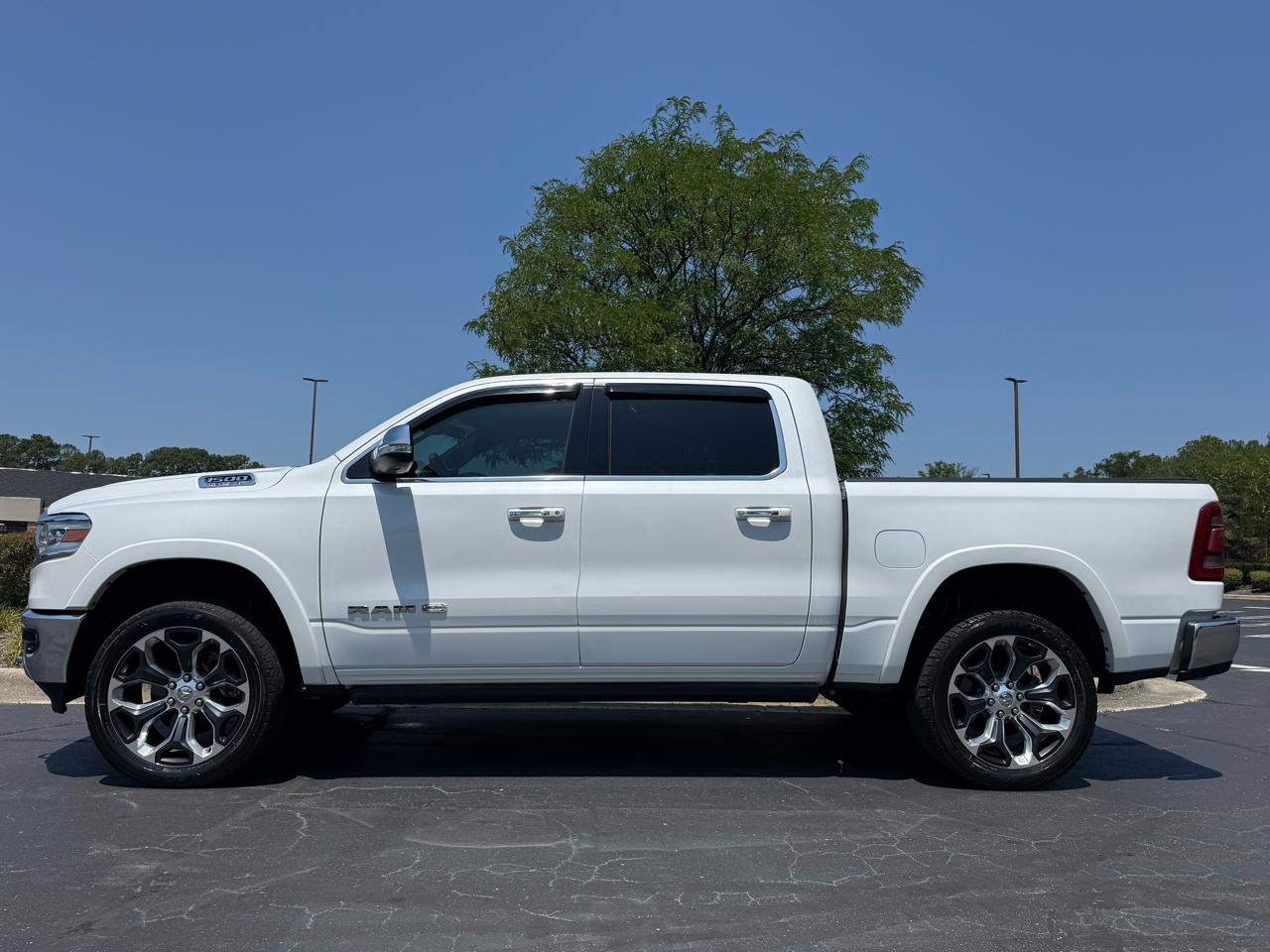 RAM 1500 Longhorn 4x4 Crew Cab 5'7" Box 2019