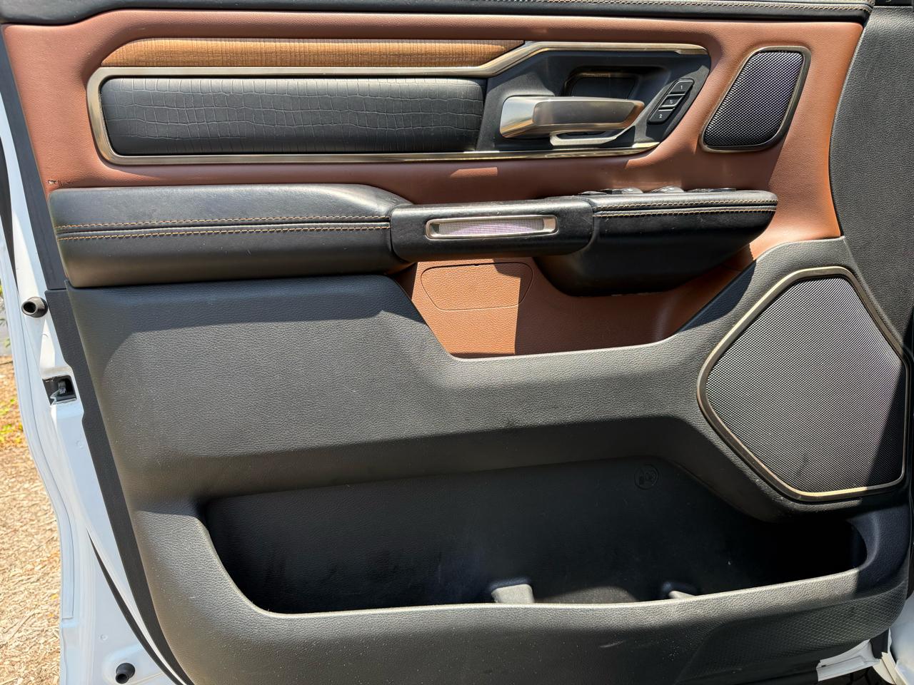 RAM 1500 Longhorn 4x4 Crew Cab 5'7" Box 2019